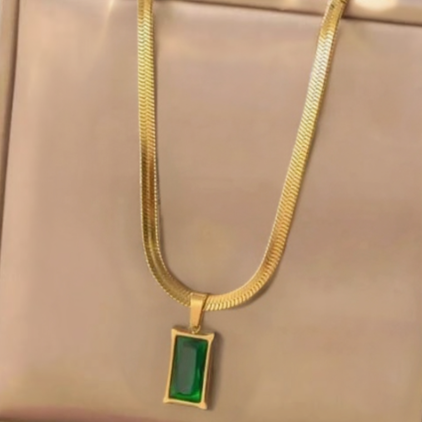 Golden Touch Snake Jewellery Chain – Soft, Elegant & Lightweight | FREE Home Delivery India | Noida