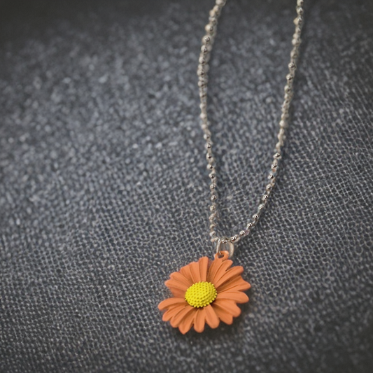 Daisy Flower Pendant – Cute & Lightweight | Stainless Steel Style Necklace