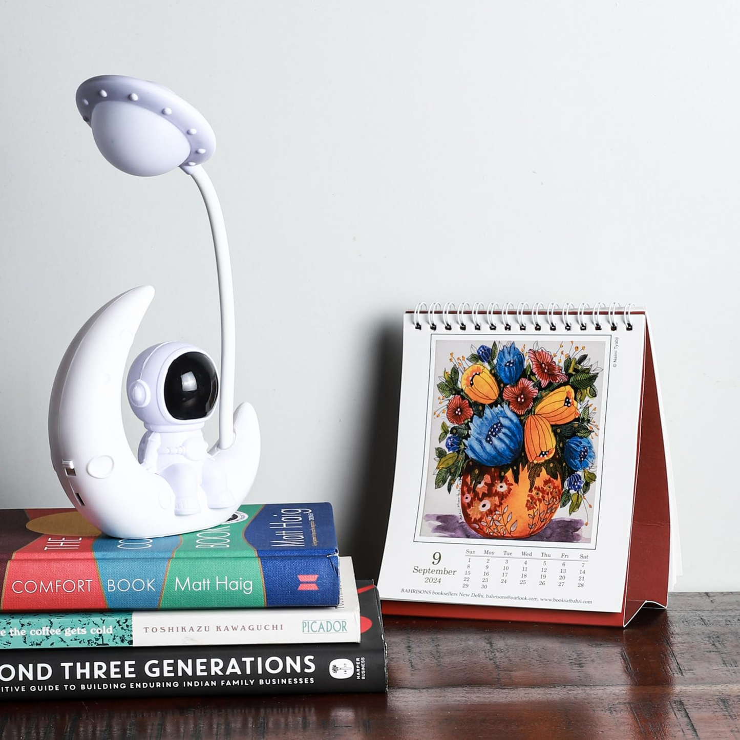 Kids Space Moon Astronaut LED Lamp – USB Charging Study & Night Desk Light