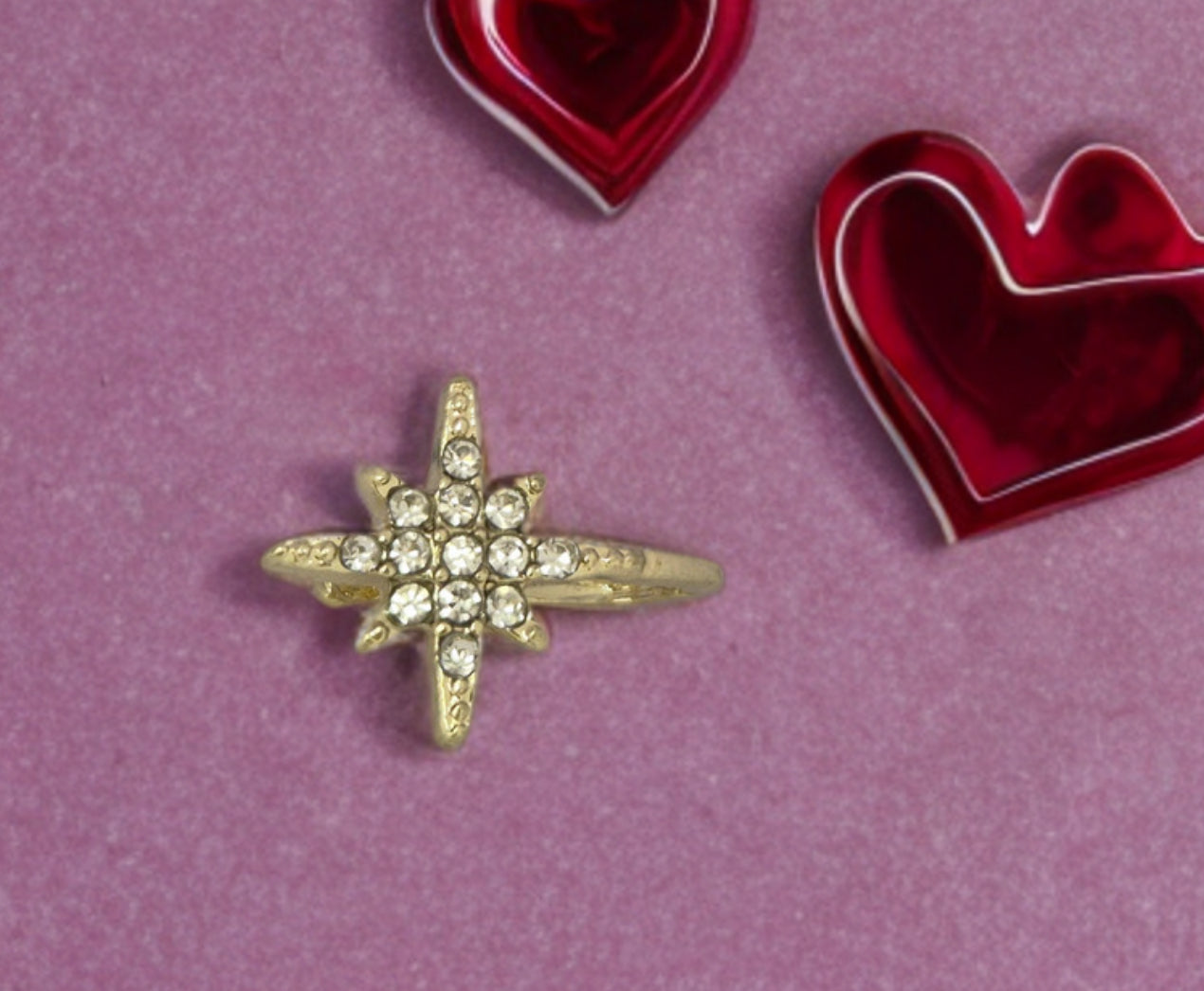 Golden Touch Nose Pin – Elegant, Lightweight & Durable