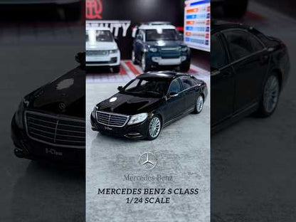 1:24 Pullback Mercedes Benz Die-Cast Car